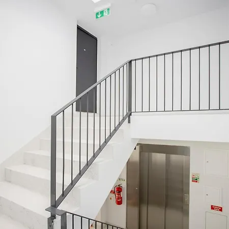 Liiiving In Porto-Modern & Glam Rooftop Apartment Exterior photo