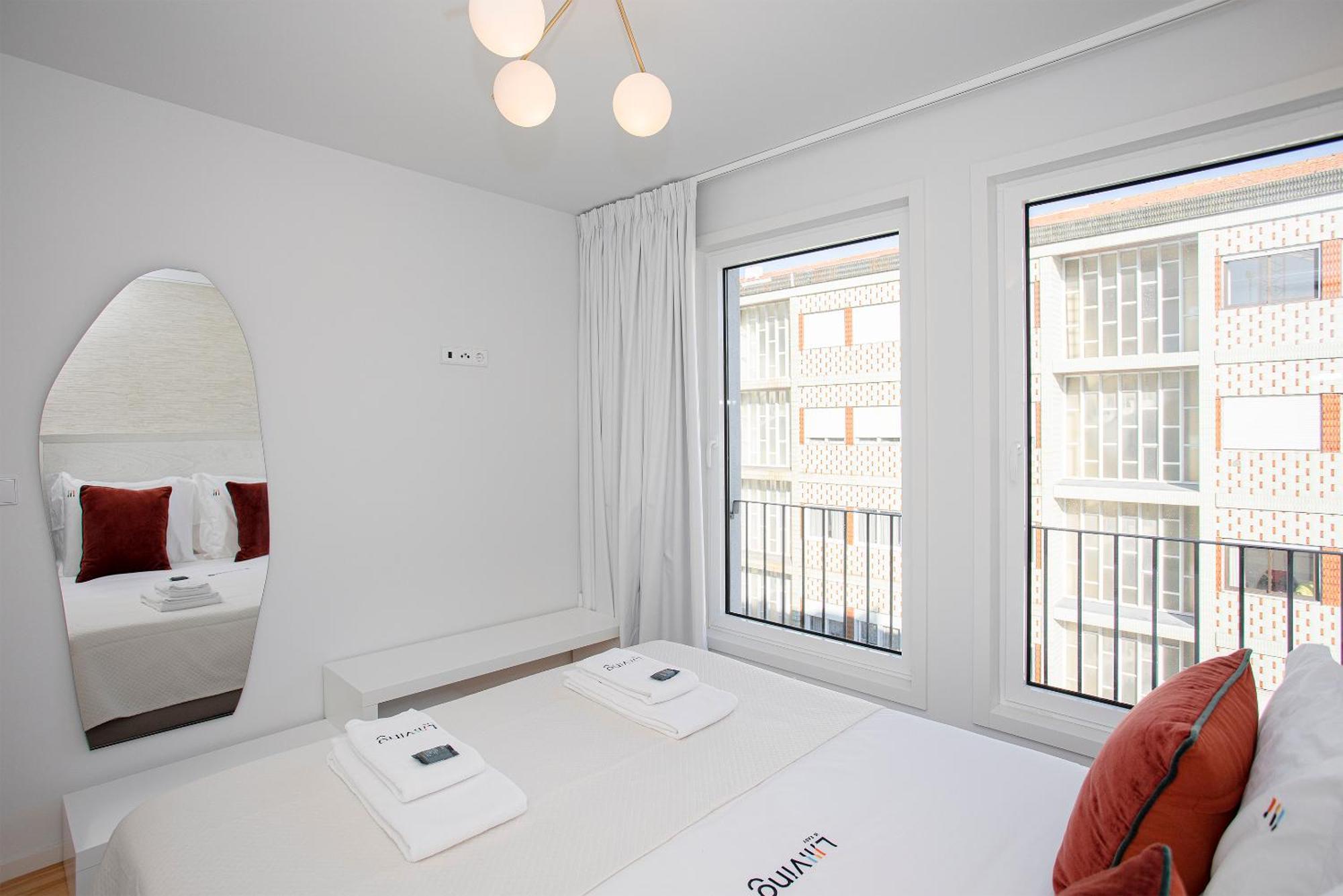 Apartment Liiiving In Porto-modern & Glam Rooftop