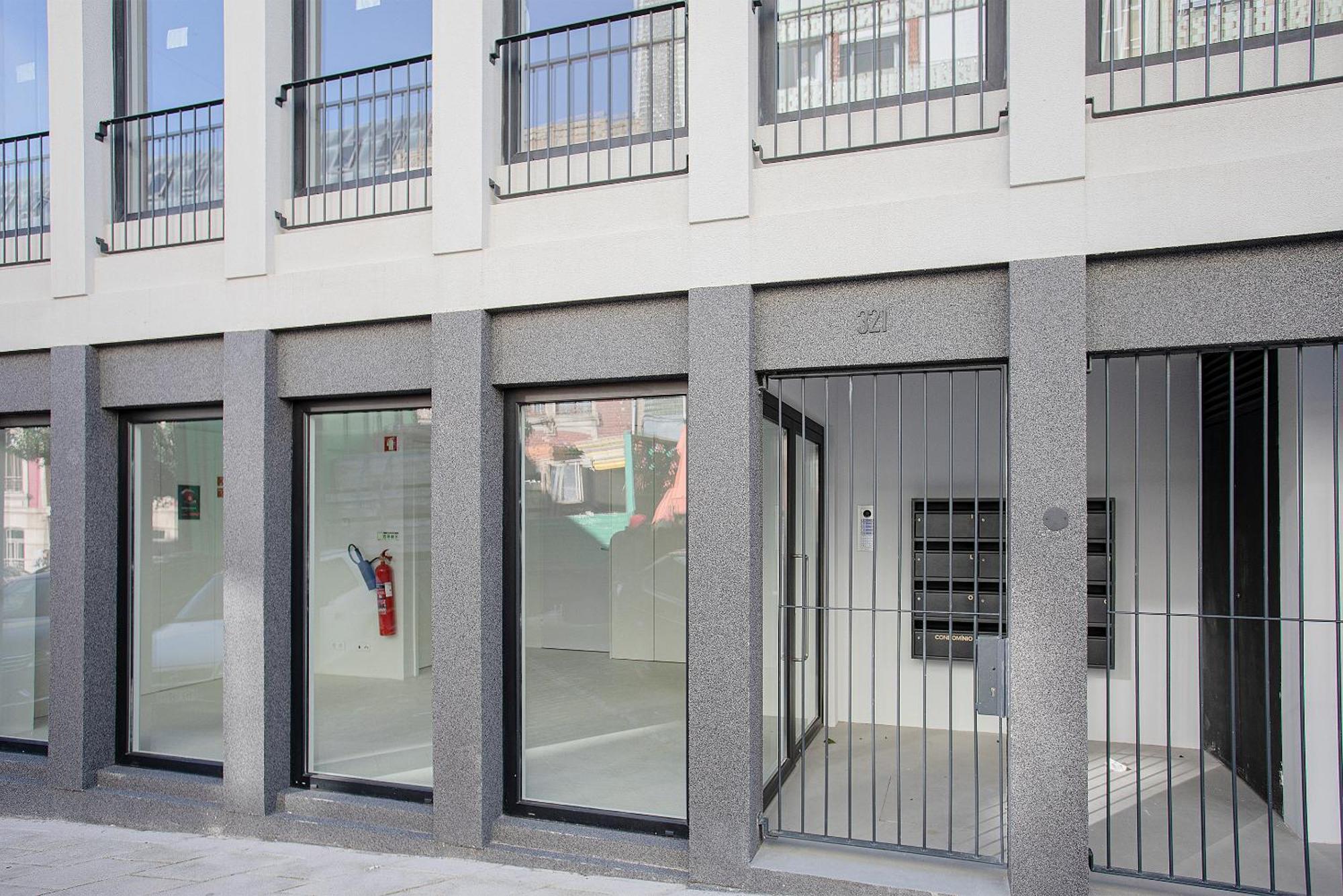 Liiiving In Porto-modern & Glam Rooftop * Porto