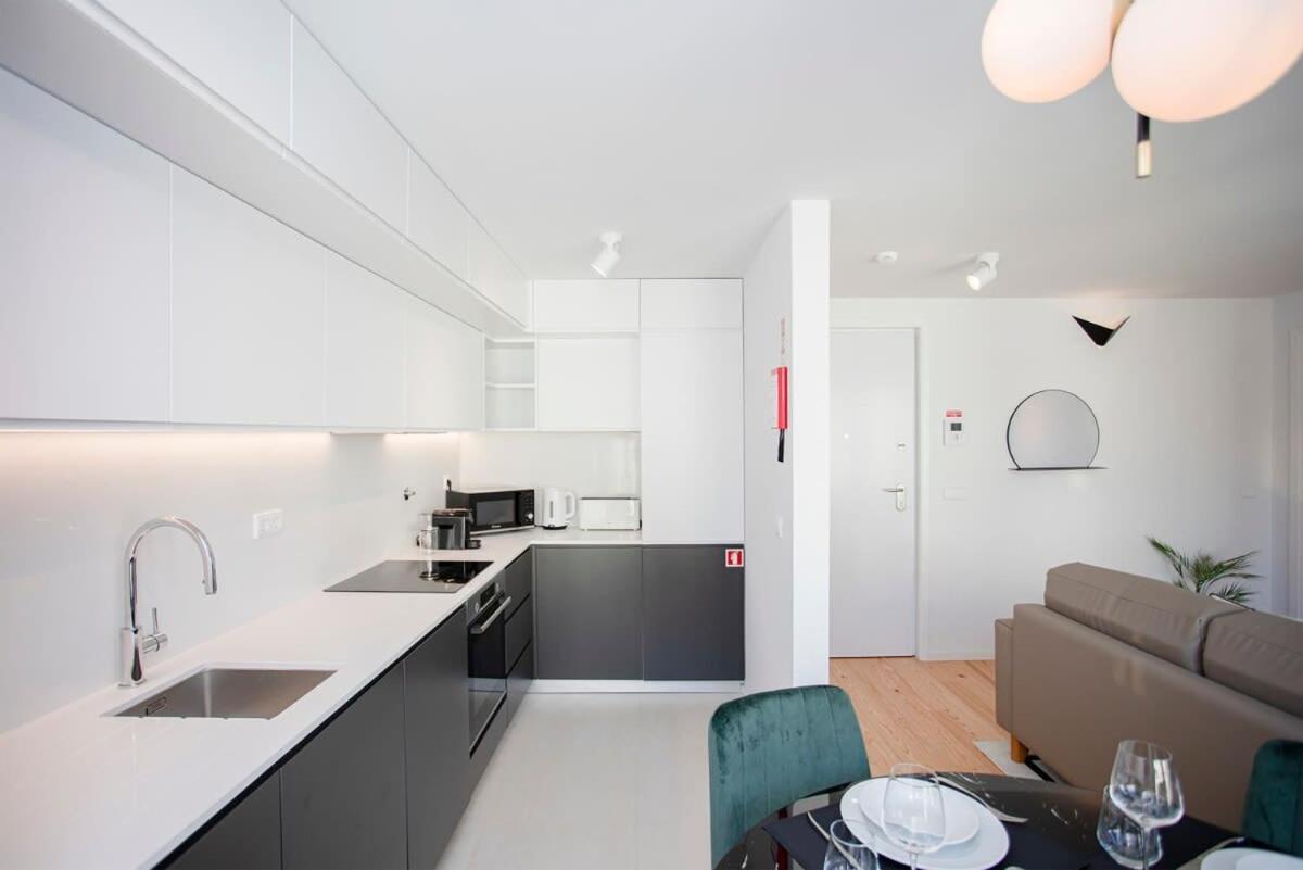 Liiiving In Porto-modern & Glam Rooftop *