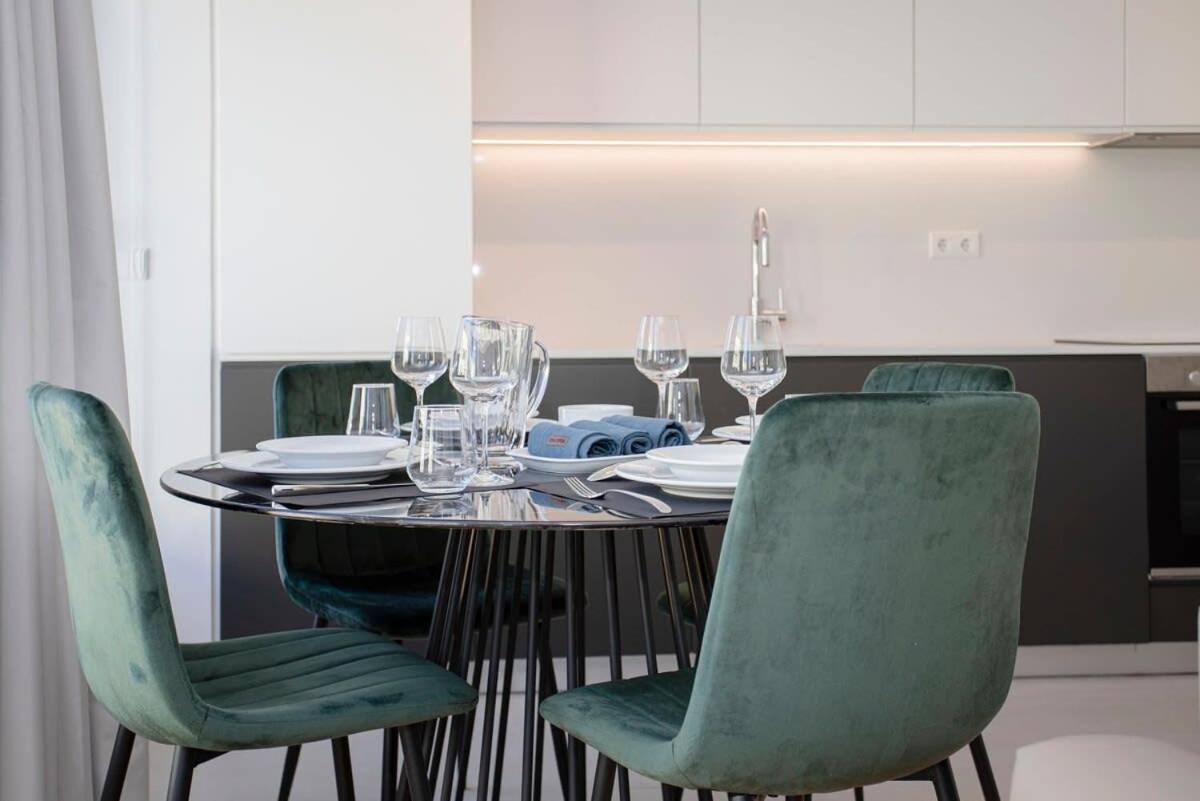 Liiiving In Porto-modern & Glam Rooftop *